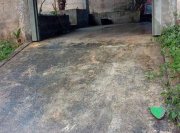 Casa de 2 quartos, Ribeirão Pires · Casa de 300 m² com 2 quartos à venda em Pouso Alegre