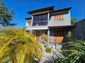 Casa · 890m² · 4 Quartos · Casa à venda - no Centro