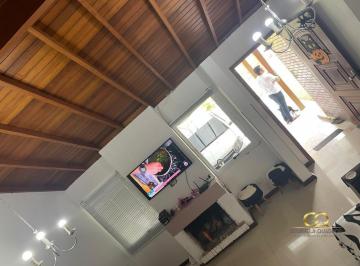 Casa · 225m² · 3 Quartos · Casa à venda - em Mário Quintana