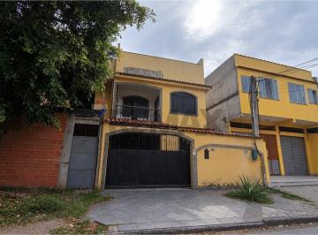 Casa · 220m² · 4 Quartos · Casa de 3 Andares com 4 Quartos, Ampla Área Gourmet e Piscina em Construção – Brito II, Campo Grande