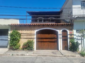 Casa · 160m² · 3 Quartos · 4 Vagas · Belíssimo sobrado Parque Maria Helena a 600 metros do Metrô