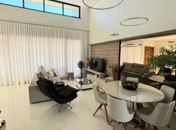 Casa · 140m² · 3 Quartos · 2 Vagas · Casa em condomínio com 3 suítes e churrasqueira no Jardim Esmeralda