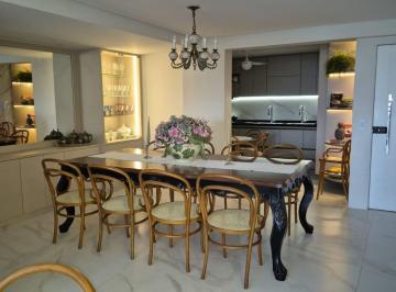 Apartamento · 148m² · 3 Quartos · 2 Vagas · Apartamento à venda na Ponta Verde com 3 quartos e 2 vagas de garagem.