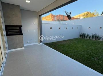 Casa · 130m² · 3 Quartos · 4 Vagas · Belo sobrado com 3 quartos, espaço gourmet e pátio