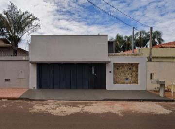 Casa 217 m² - Ituiutaba-MG - Rua 33, 689 - Setor Sul - Foto [0] · Casa 217 m² - Ituiutaba-MG - Rua 33, 689 - Setor Sul
