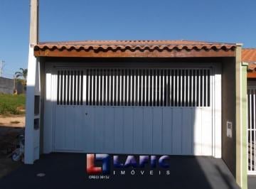 Casa · 102m² · 2 Quartos · 2 Vagas · Casa Padrão em São Carlos