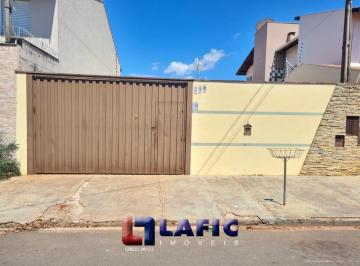 Casa · 70m² · 1 Quarto · 6 Vagas · Casa Edícula em São Carlos