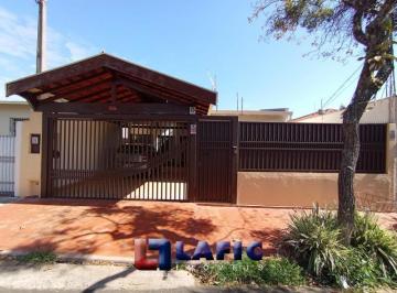 Casa · 220m² · 3 Quartos · 2 Vagas · Casa Padrão em São Carlos