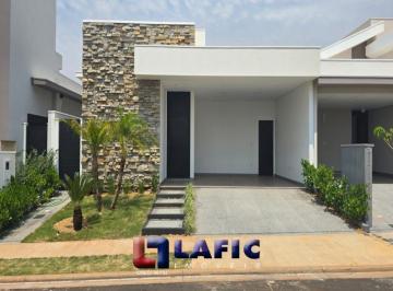 Casa · 212m² · 3 Quartos · 2 Vagas · Casa Padrão em São Carlos