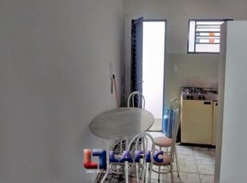 Apartamento · 29m² · 1 Quarto · 1 Vaga · Apartamento Kitnet em São Carlos