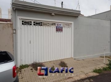 Casa · 187m² · 3 Quartos · 2 Vagas · Casa Padrão em São Carlos