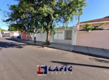 Casa · 137m² · 3 Quartos · 1 Vaga · Casa Padrão em São Carlos