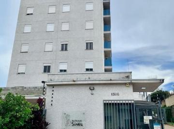 Apartamento · 45m² · 2 Quartos · 1 Vaga · Apartamento Padrão em São Carlos
