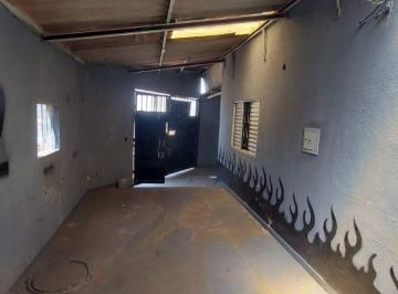 Casa de 3 quartos, Samambaia · Qr 501 - Alugo lote Comercial/Residencial ao lado da BR 060 e Restaurante Comunitário
