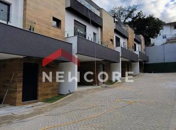 Casa · 228m² · 3 Quartos · 2 Vagas · Casa de condomínio em Rua Caçador - Rio Branco - Novo Hamburgo/RS