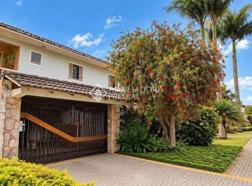 Casa · 200m² · 4 Quartos · 3 Vagas · Sobrado com 4 Quartos, Suíte e Edícula Completa no Cajuru - Curitiba