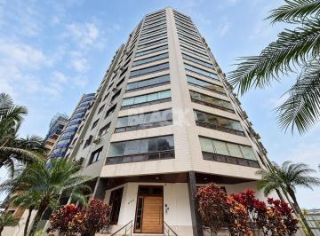 Apartamento · 142m² · 3 Quartos · 1 Vaga · Apartamento no Edifício Torre de La Cité com piscina em Torres RS