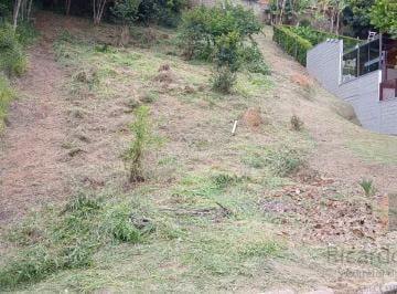 Foto 01 · Terreno à venda em Itajubá-MG, bairro Pinheirinho, 450m² de área!