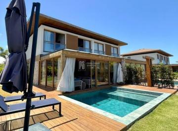 Casa · 170m² · 4 Quartos · 4 Vagas · Apartamento 4 Quartos em Praia do Forte - FS839
