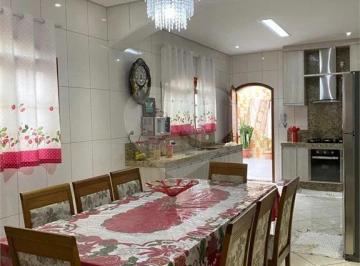 Imagem Principal · Sobrado, 3 quartos, 2 suítes, 4 banheiros,1 vaga de garagem ,quintal, corredor lateral, Guarulhos