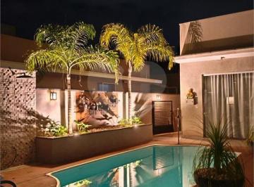 Imagem Principal · Casa em condomínio fechado