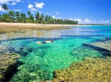 Imagem Principal · Casa de praia com pé na areia, 3 suítes, sala, cozinha, Varandas, lavanderia, garagem, churrasqueira