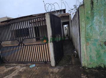 19934715230.jpg · PRATICIDADE E EXCELENTE LOCALIZAÇÃO! CASA DE FUNDOS COM 2 QUARTOS NO CENTRO (RUA TABAJARAS)
