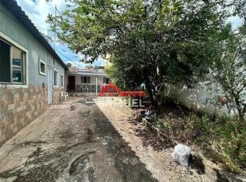 Terreno · 258m² · 2 Quartos · 3 Vagas · Casa para investidor na QNN 18 Ceilândia Sul, Brasília, DF