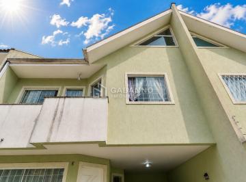 Casa · 133m² · 3 Quartos · 2 Vagas · Sobrado com ático no Santa Quitéria