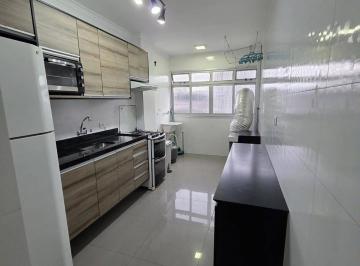 Apartamento · 63m² · 2 Quartos · 1 Vaga · Apartamento Reformado e Mobiliado de 63m² na Cidade das Flores
