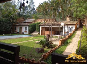 Casa · 780m² · 3 Quartos · 4 Vagas · Fazendinha - 4d/3stes. Integrada, gourmet, piscina, lareira, hóspedes!