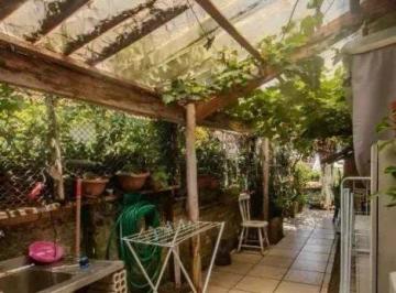 Photo 1 · Casa com 3 Quartos para alugar, 250m² - Cavalhada