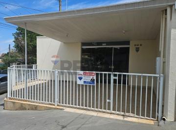 Comercial · 70m² · "Espaço Comercial Versátil no Centro de Cosmópolis" LOCAÇÃO