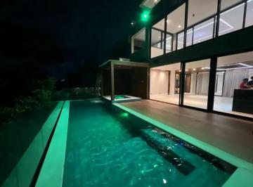 Casa de 4 quartos, Jundiaí · Casa de 350 m² com 4 quartos à venda em Portal do Paraíso II