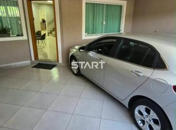 Casa · 218m² · 3 Quartos · 2 Vagas · Sobrado a venda