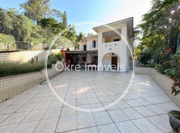 Casa · 244m² · 5 Quartos · 4 Vagas · Apartamento : / Residencial / Cosme Velho