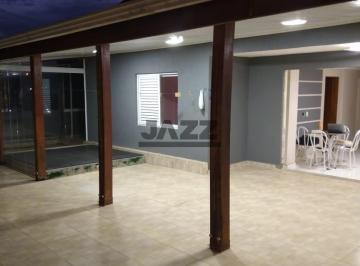 Apartamento · 204m² · 2 Quartos · 1 Vaga · Cobertura Panorâmica com Amplo Quintal Ensolarado no Centro de Bragança Paulista