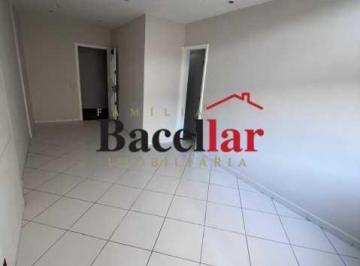 Apartamento · 57m² · 2 Quartos · 1 Vaga · Apartamento de 2 quartos (1 suíte) todo reformado.