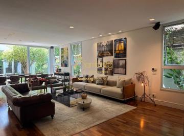 Casa · 457m² · 4 Quartos · 4 Vagas · Casa Mobiliada de Alto Padrão para Locação | Sofisticação, Conforto e Natureza