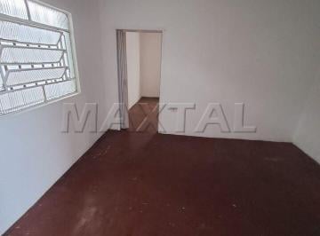 Casa · 28m² · 1 Quarto · Casa tipo quitinete com 28m², todo em piso frio, 1 dormitório, cozinha e banheiro na Av. Itaberaba