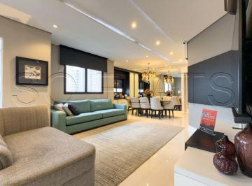 Apartamento · 137m² · 3 Quartos · 3 Vagas · Fantástico apartamento mobiliado de 137m² com 3 quartos e 3 vagas à venda no Tatuapé