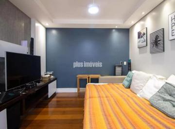 Apartamento · 222m² · 3 Quartos · 2 Vagas · Imperdível cobertura com 3 suítes, excelente localização, Próximo ao Metro.