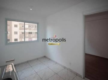 Sala · Viva novas experiências em um apartamento com acesso à estrutura de lazer do ondomínio