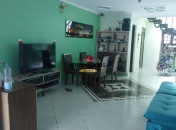 Sala · Segurança, sossego e mobilidade combinados em um único endereço.