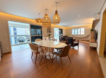 Apartamento · 223m² · 4 Quartos · 3 Vagas · Apartamento à venda no bairro Embaré