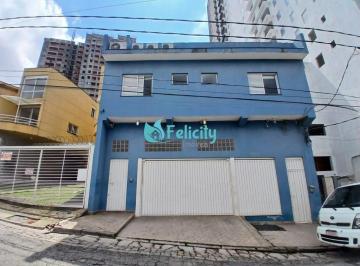 Comercial · 600m² · 6 Quartos · 2 Vagas · Prédio comercial para locação, 2 vagas, 600 m² na Vila Pereira Cerca
