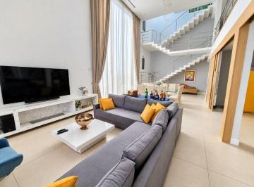 3feb6486630aa39e75df268fe3b3ca3cfa4887f4 · Casa de Alto Padrão à Venda no São Paulo II, Granja Viana | 4 Suítes, Elevador, Piscina e Spa