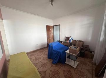 Imagem Principal · Oportunidade Única em Pirituba: Terreno com 3 Casas e Amplo Quintal