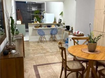 Imagem Principal · Casa com 3 dormitórios e suíte, pronta para morar