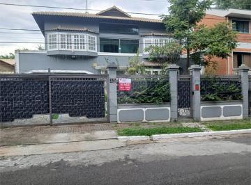 Imagem Principal · Oportunidade No Alto de Pinheiros Ótimo Sobrado com 352m² de A.C, frente para uma bela Praça.